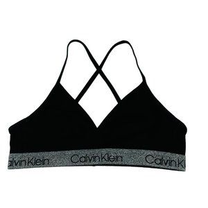 Calvin Klein - Cross‎ Strap Sports Bra - Black - Small